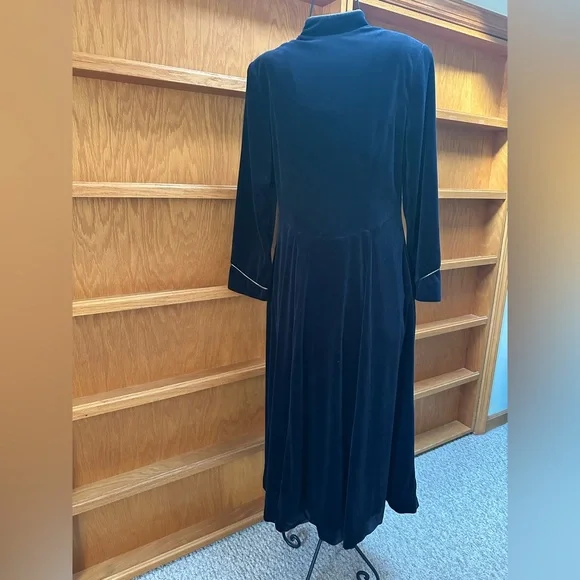 Vintage Saks Fifth Avenue Midnight Blue Velour Jacket with Gold Buttons